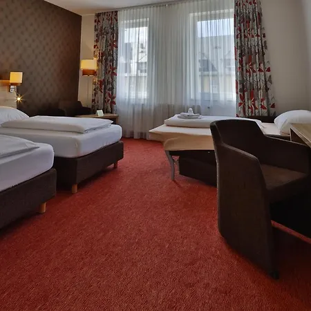 Lenz Ohg 3* フルダ