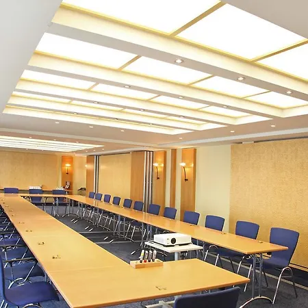 ホテル Lenz Ohg 3*