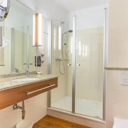 호텔 Lenz Ohg 3*
